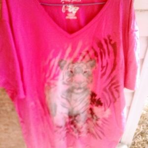 Women's plus size top